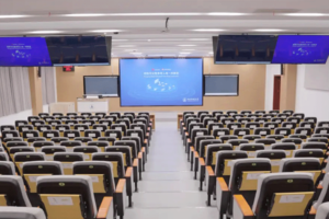 中南财经政法大学